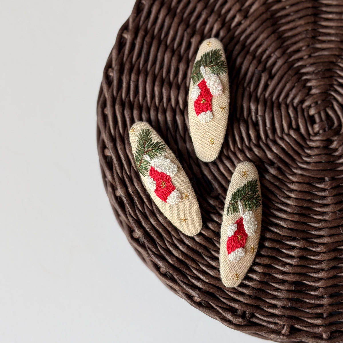 MOLLETTA CALZA DI NATALE SU LINO BEIGE