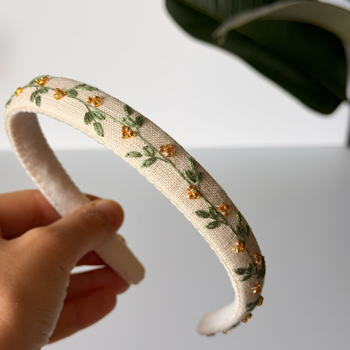 CERCHIETTO RAMI INVERNALI BEIGE